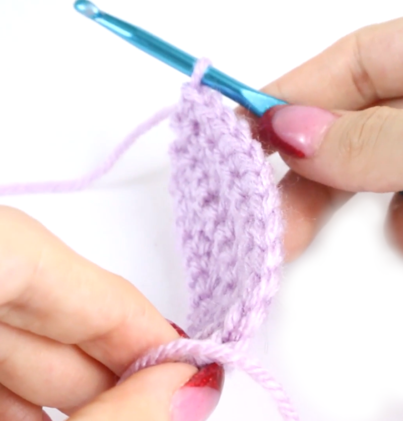 How to turn your work in crochet video tutorial