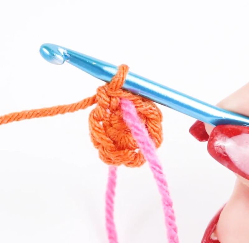 How to use a stitch marker in crochet